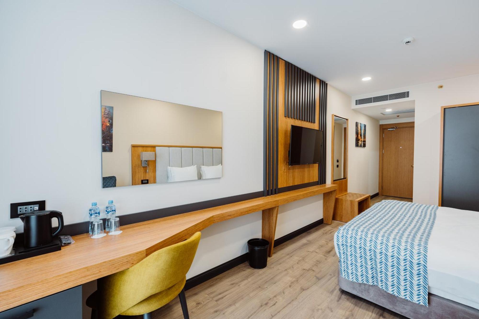 Best Western Plus Batumi Exterior foto
