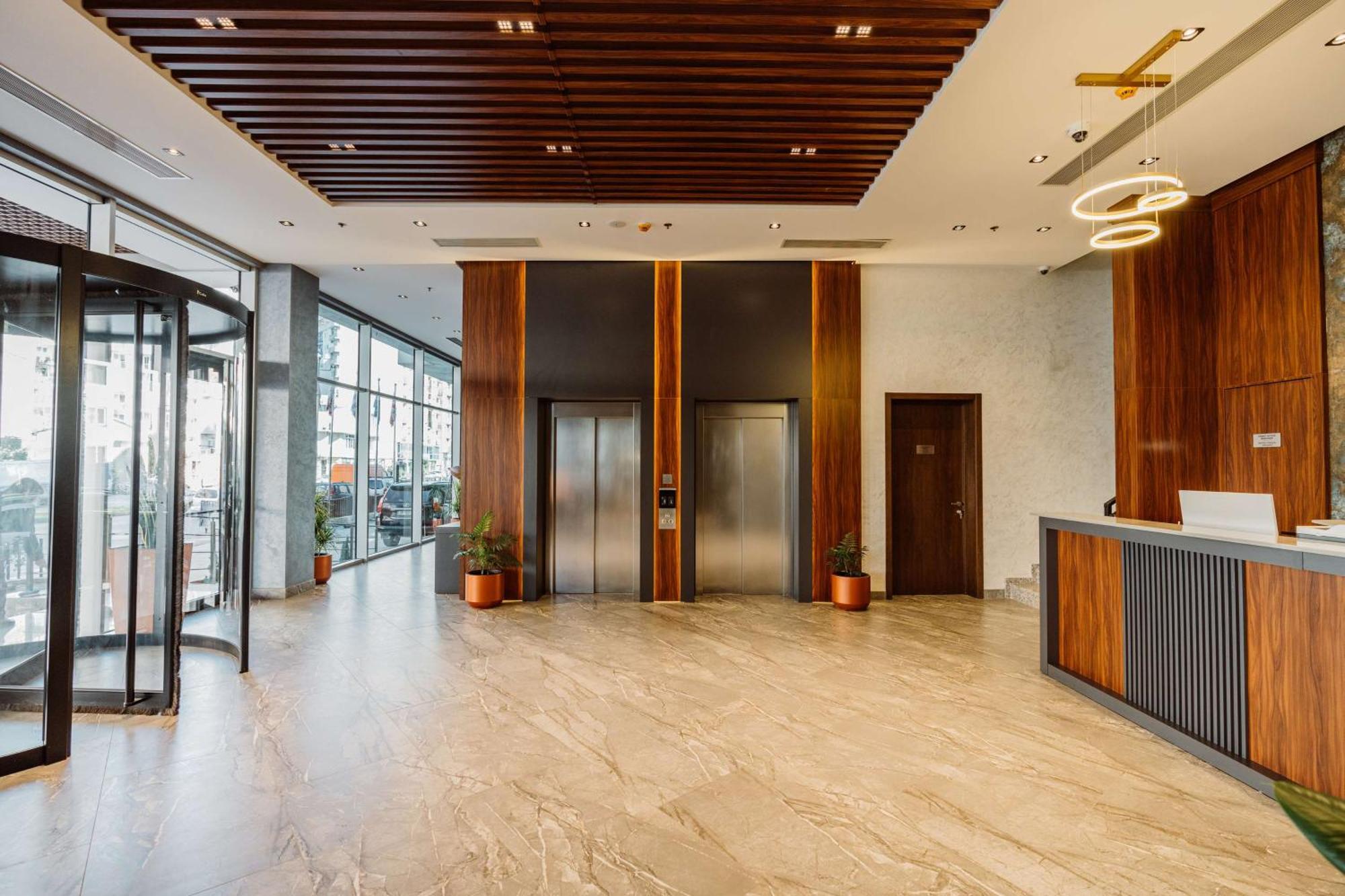 Best Western Plus Batumi Exterior foto