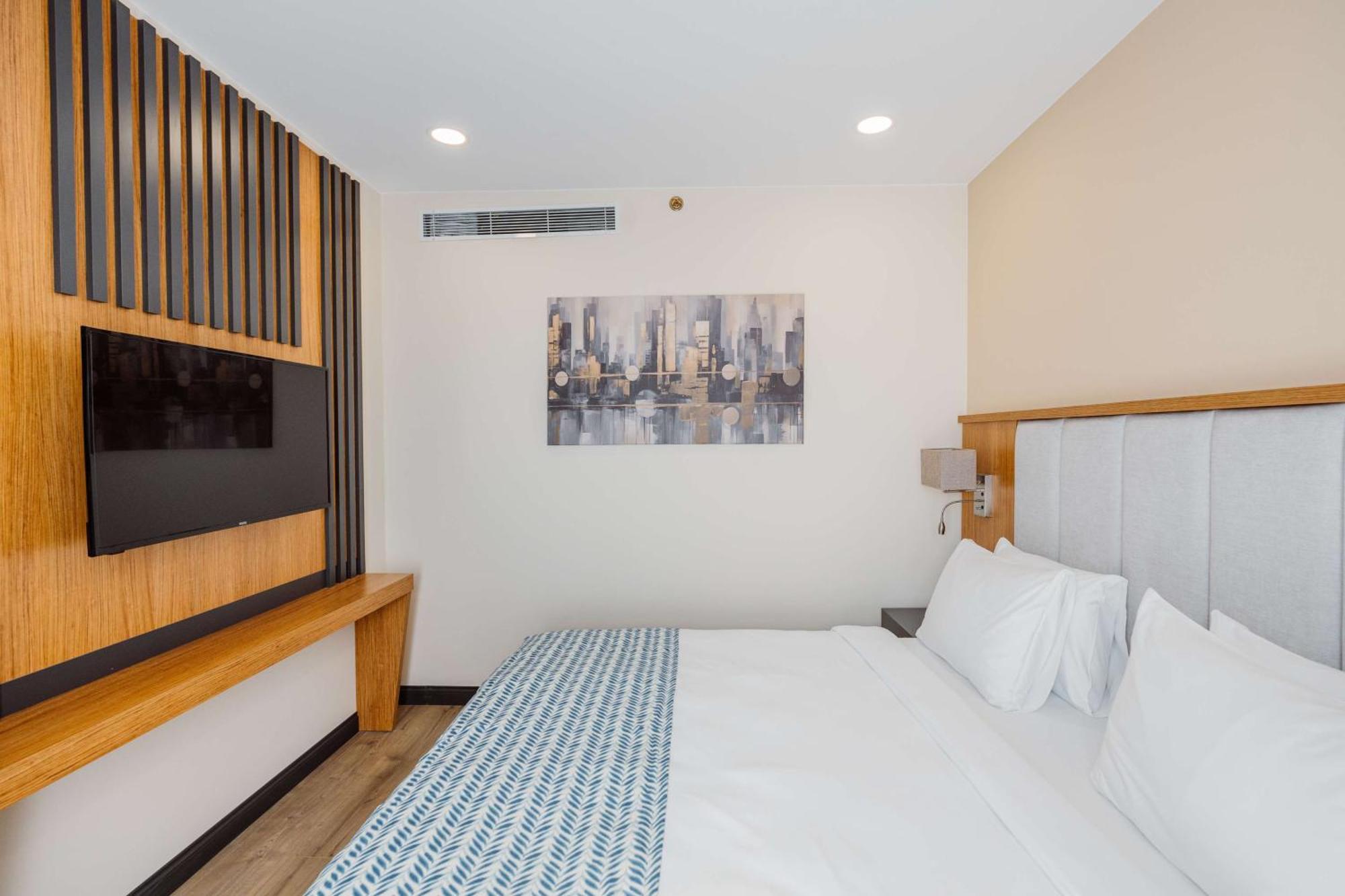 Best Western Plus Batumi Exterior foto
