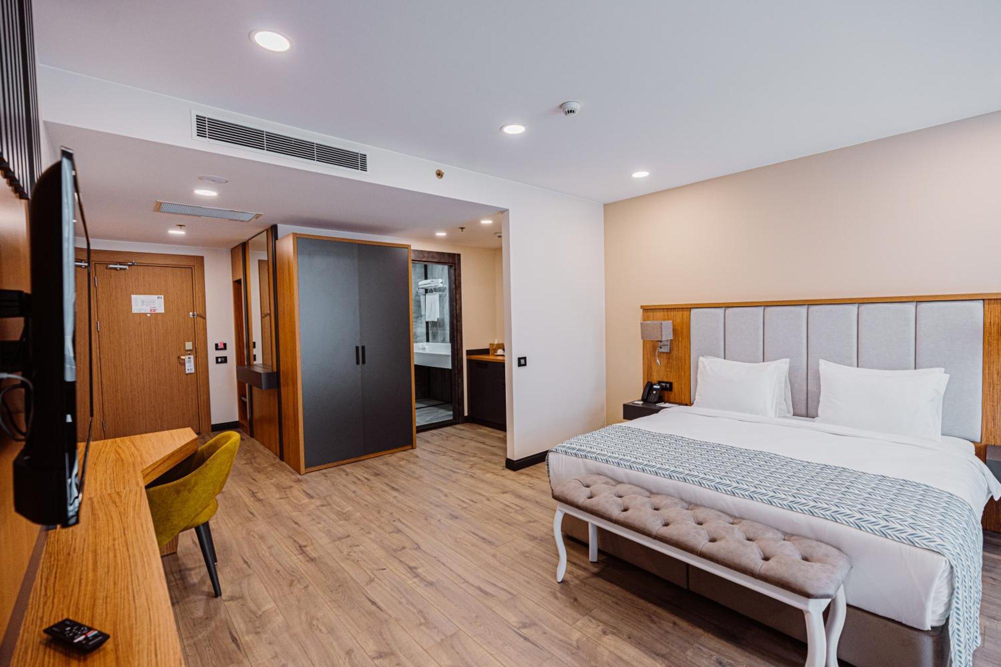 Best Western Plus Batumi Exterior foto